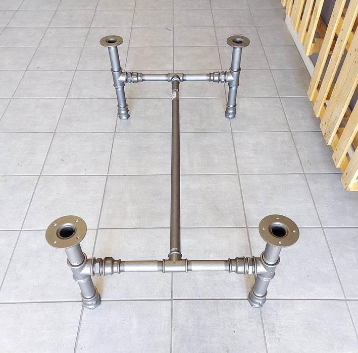 Steel structure kit to make an industrial coffee table — styleindus
